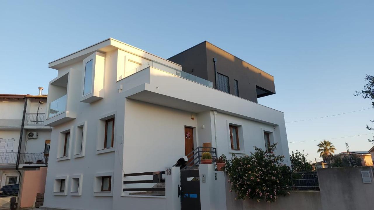 Incantos Charme B&B ตอร์โตลี ภายนอก รูปภาพ