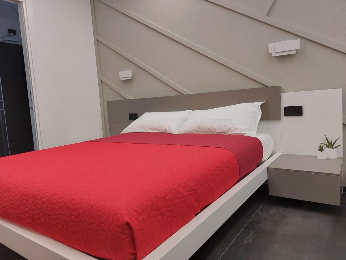 Incantos Charme B&B ตอร์โตลี ภายนอก รูปภาพ