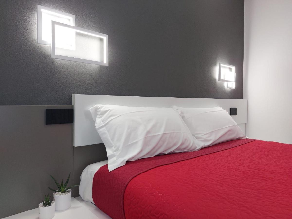 Incantos Charme B&B ตอร์โตลี ภายนอก รูปภาพ