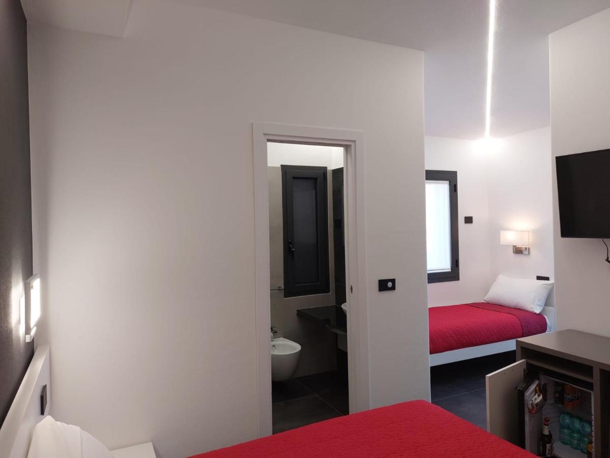 Incantos Charme B&B ตอร์โตลี ภายนอก รูปภาพ