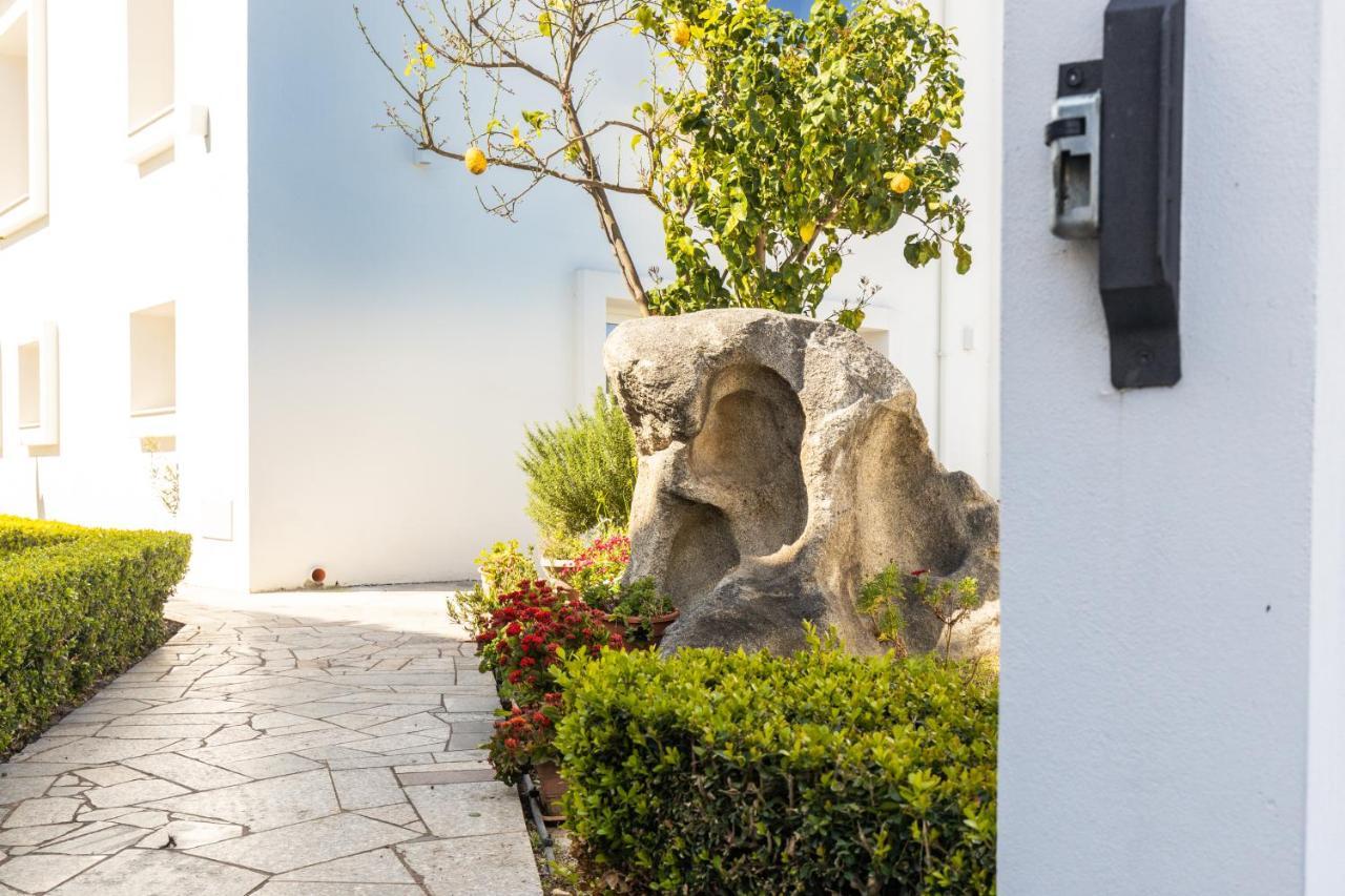 Incantos Charme B&B ตอร์โตลี ภายนอก รูปภาพ